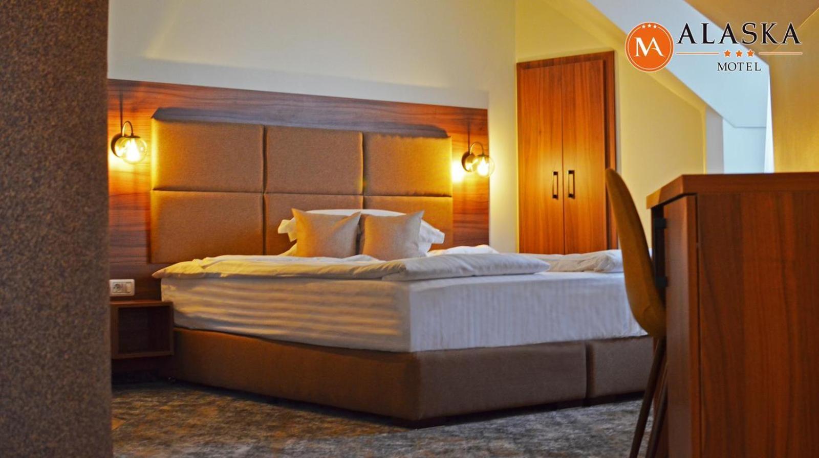 Motel Alaska Deva Dış mekan fotoğraf