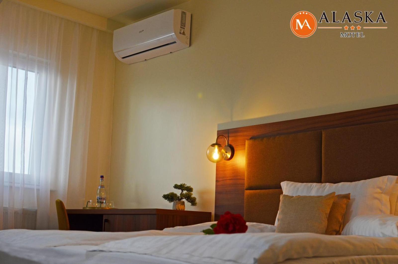Motel Alaska Deva Dış mekan fotoğraf