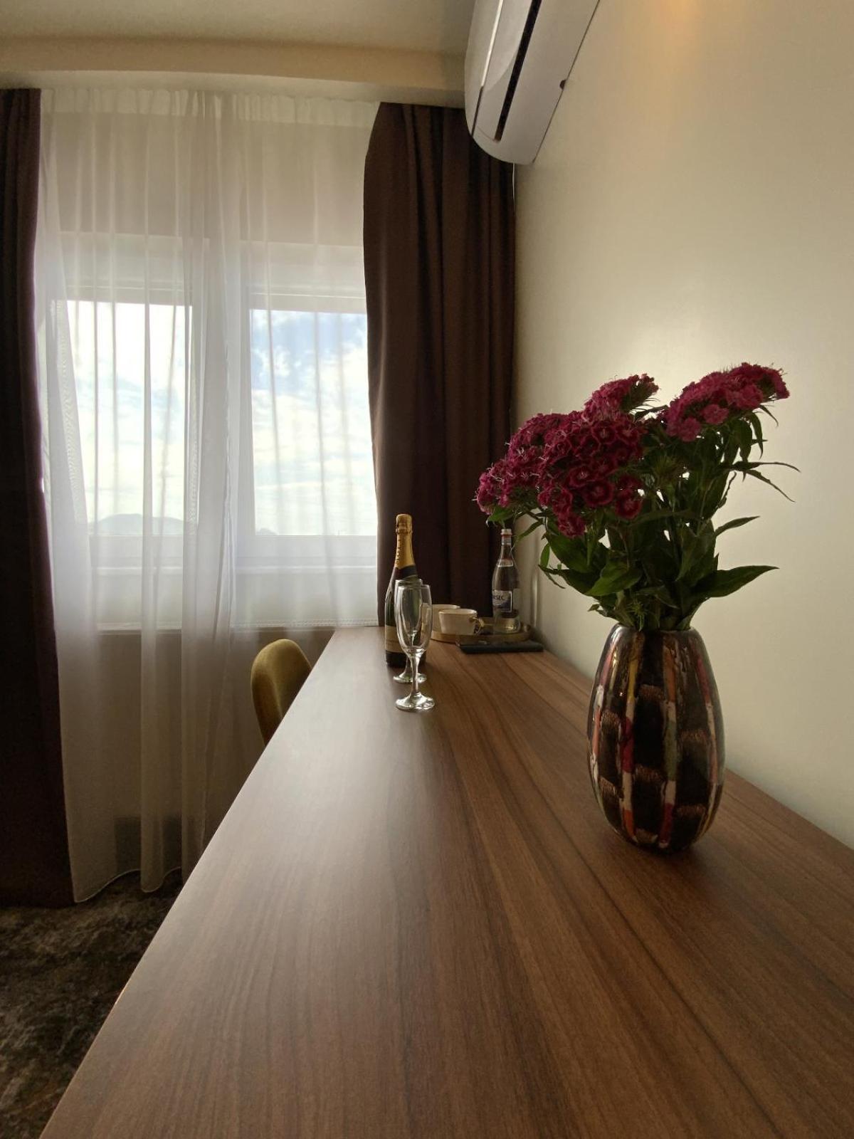 Motel Alaska Deva Dış mekan fotoğraf
